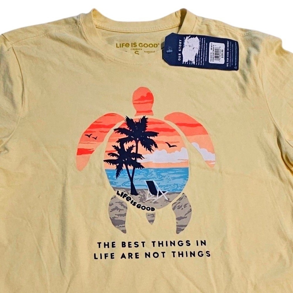 Life is Good‎ Men's Crusher Tee Yellow Sea Turtle Beach Graphic Small NWT